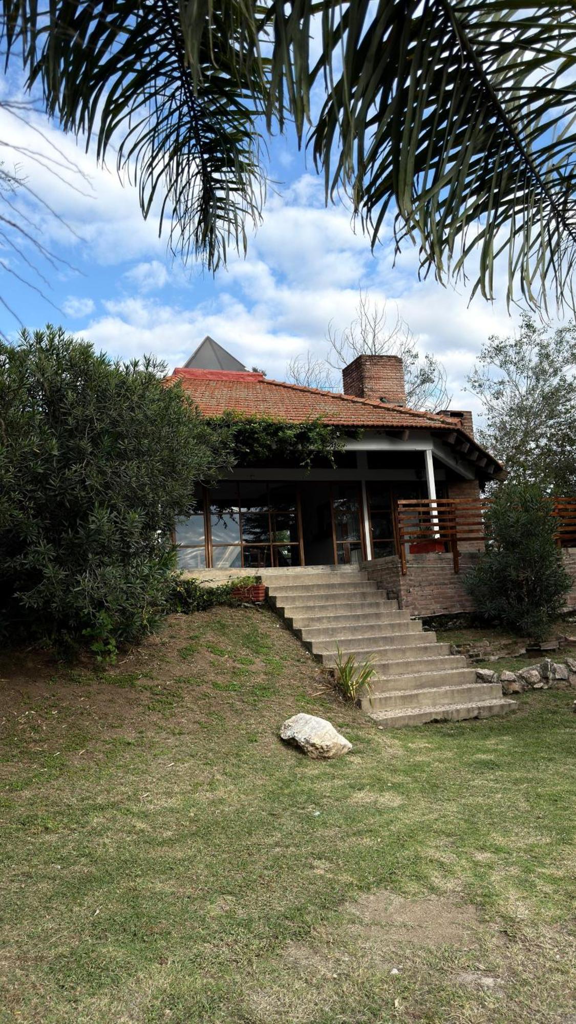 Casa Con Vista Al Lago